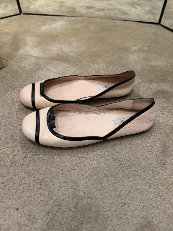 Ballerines Prada