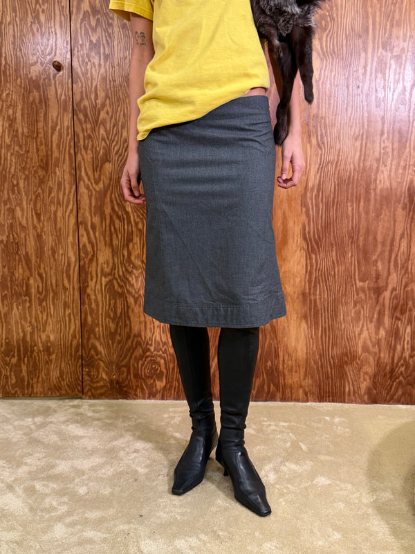 Stefanel grey skirt with back details