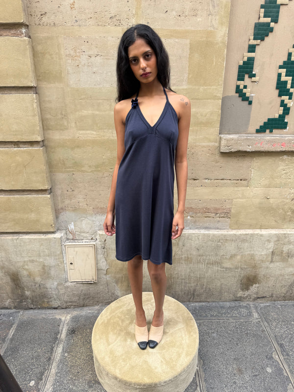 Backless dress