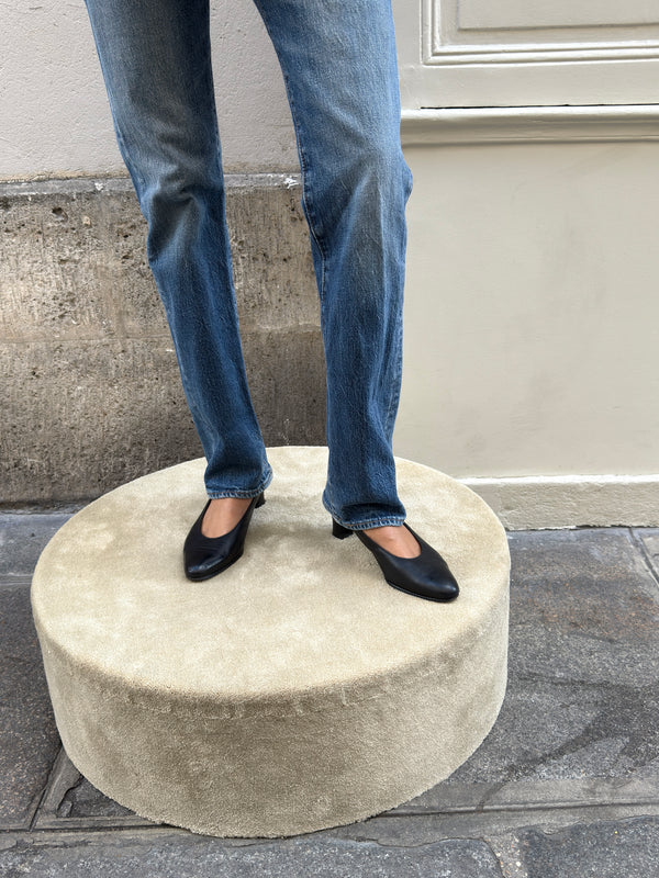 Charles Jourdan pumps