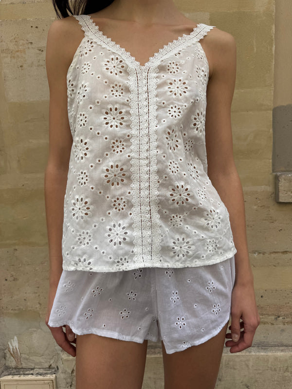Embroidered set