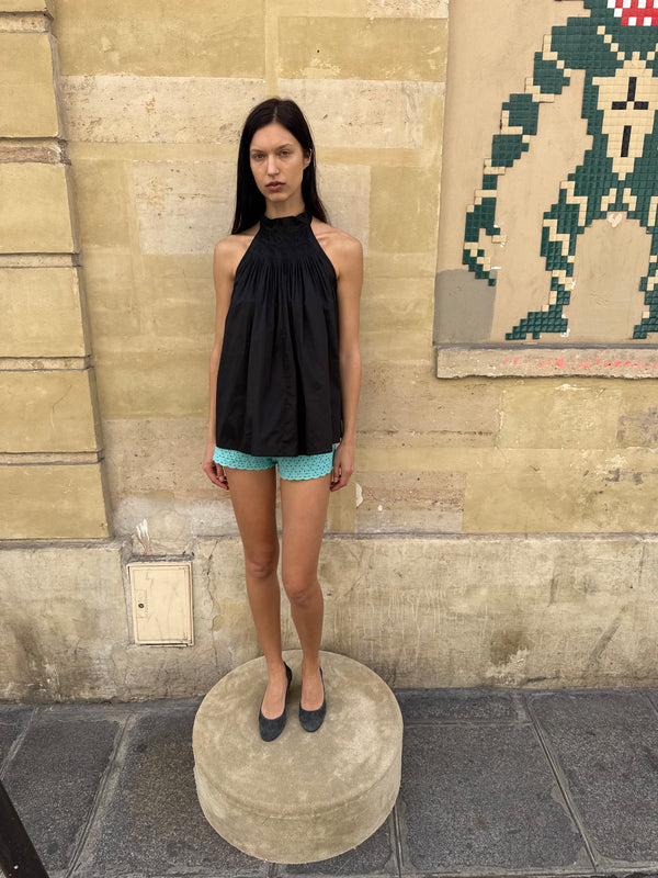 Black backless top
