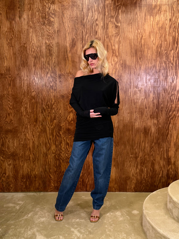 Relaxed Vintage-Wash Tapered Jeans