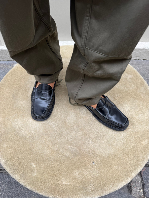 Vintage black leather loafers