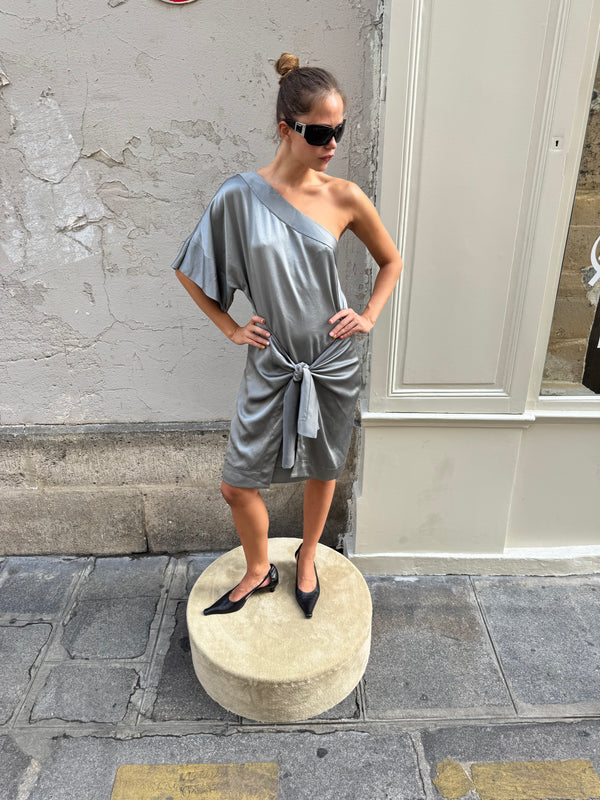 Asymmetrical dress