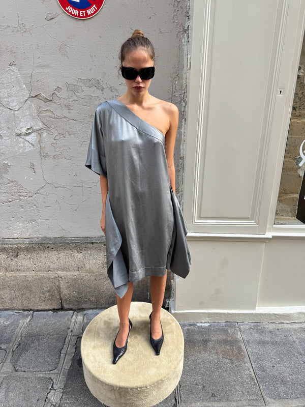 Asymmetrical dress